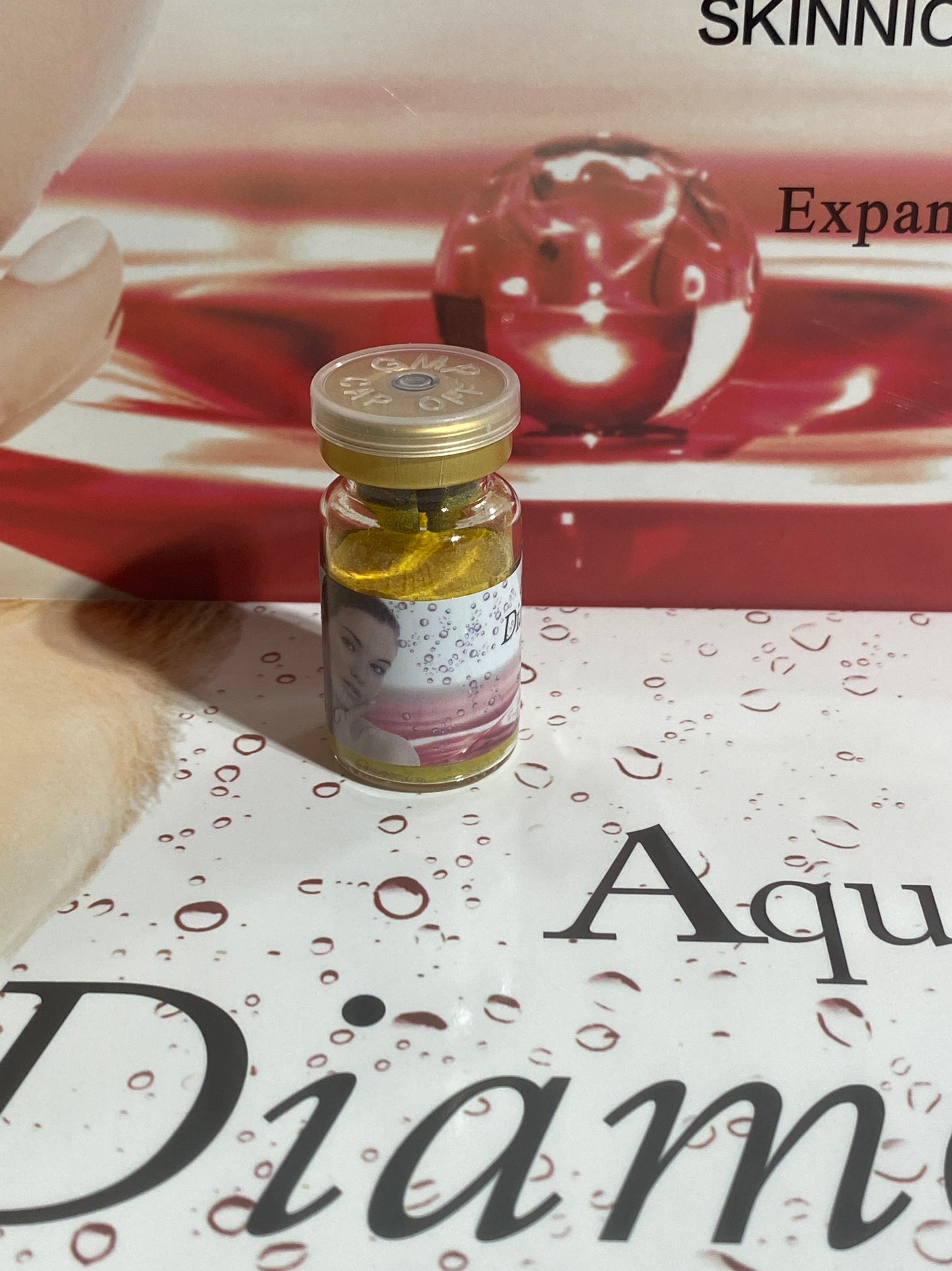 Aqua Skin Diamond-Pro Ultra White F-40 - XQ