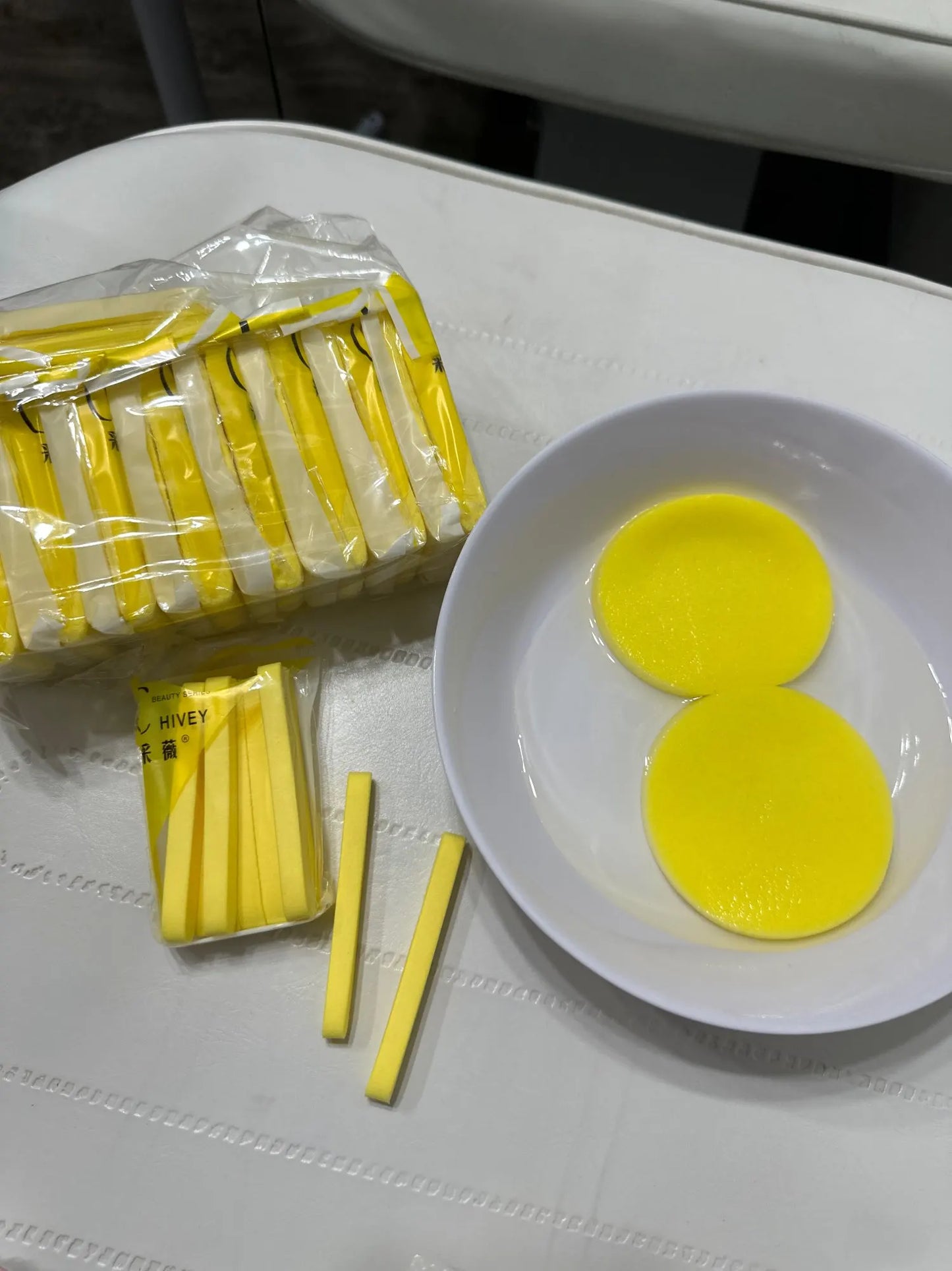Compressed Super Soft Facial Sponges (24) - XQ