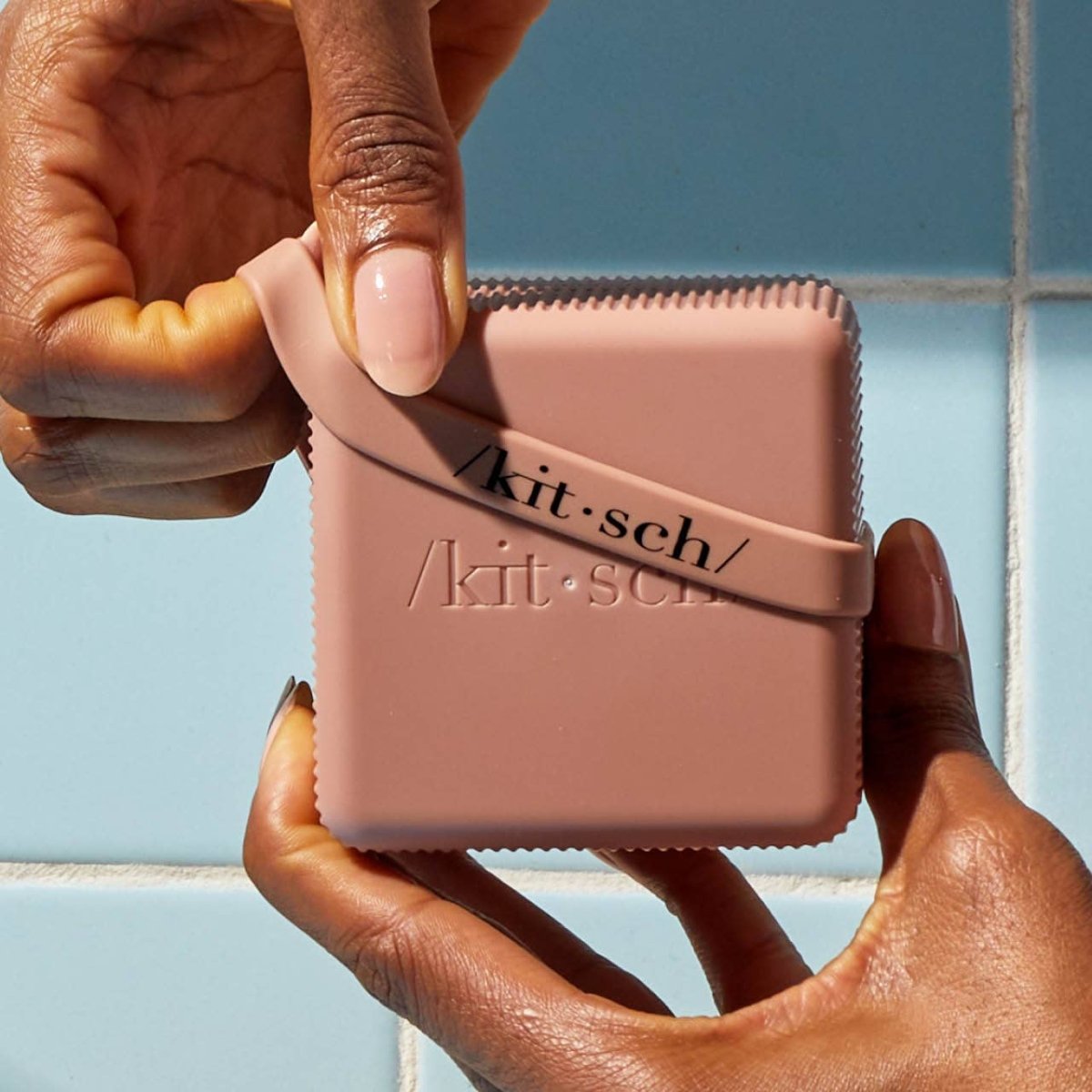 /kit•sch/ - Bottle - Free Beauty Travel Case - XQ